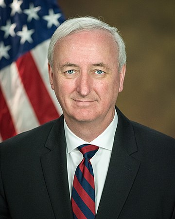 File:Jeff Rosen official DOJ portrait.jpg