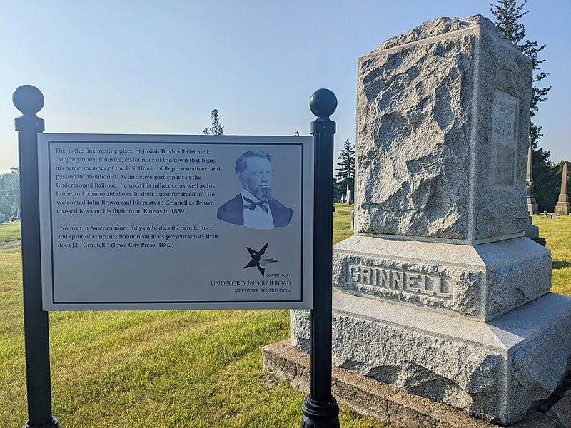 File:Josiah B. Grinnell gravesite.jpg