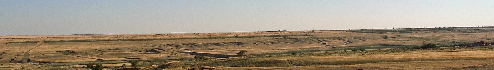 Una de las vigas que atraviesa la ladera este de Ergeni, Kalmykia