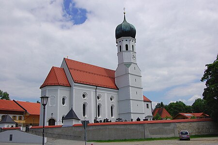 Kleinhelfendorf Pfarrkirche St. Emmeram geo en.hlipp.de 11333