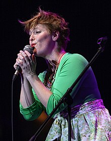 Leigh Nash 2013 (2) (cropped).jpg