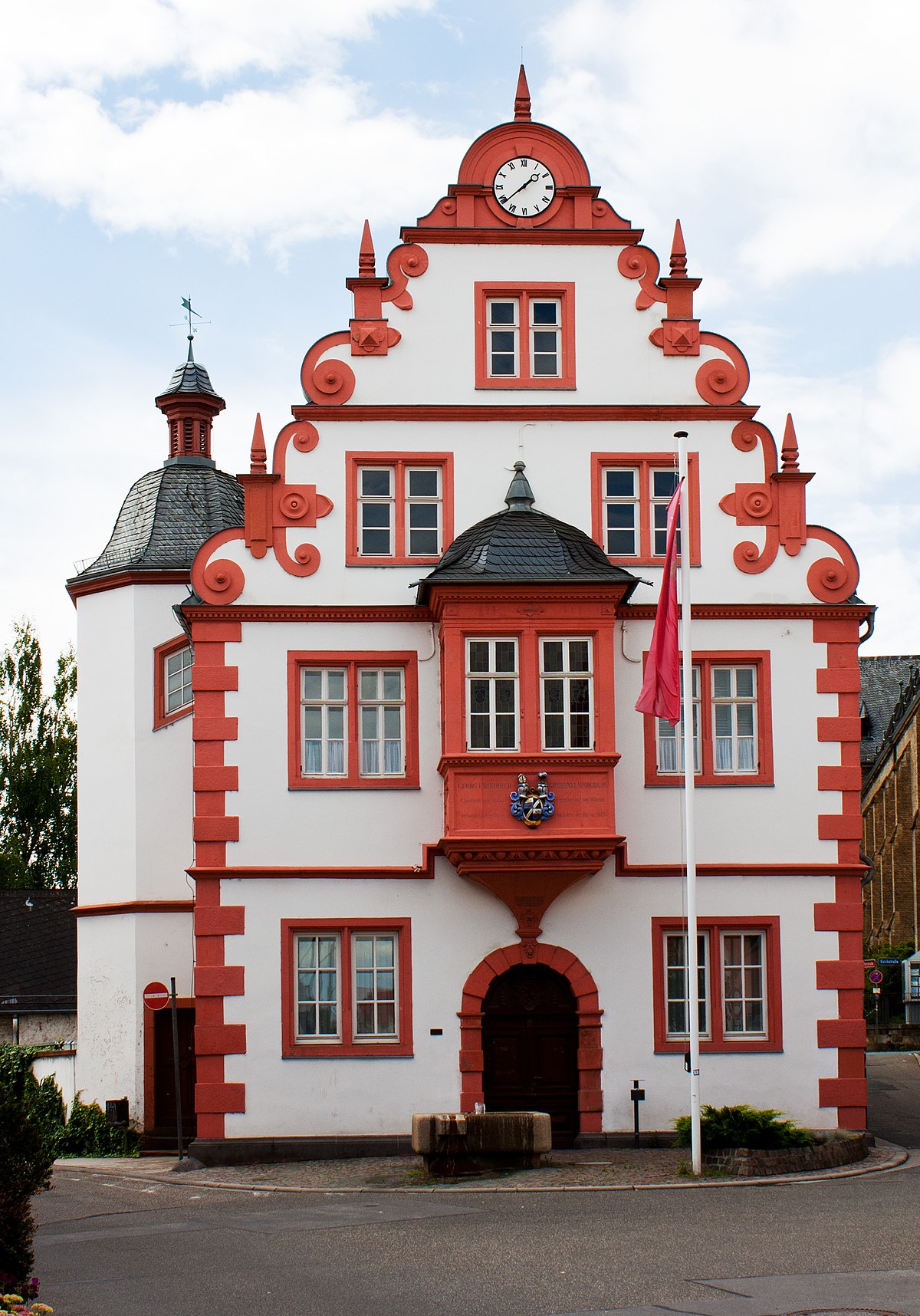 Stadthaus Mainz Kreyssig Flugel Mit Ubergang Foto Cc Ralf Mauer