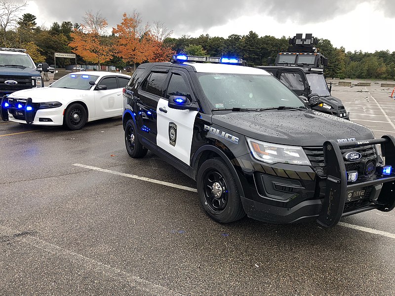 File:Mansfield Massachusetts Police Fleet.jpg