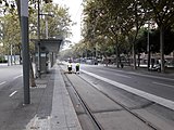 Manteniment de les vies del tramvia a la Diagonal, al Poblenou.