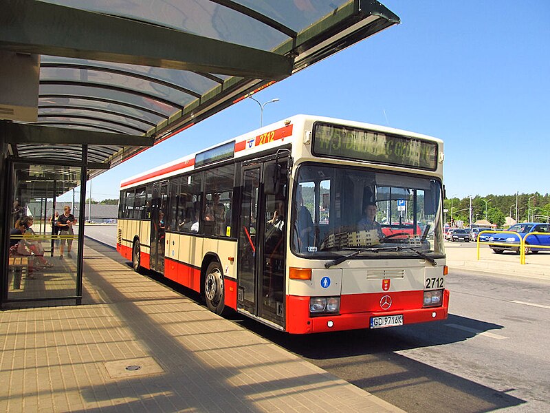 File:Mercedes-Benz O405N2, -2712, ZKM Gdańsk (18808508705).jpg