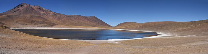 Miñiques Lagoon, Chile