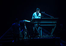 Shinoda performing at Soundwave in 2013