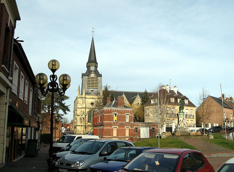 File:Montdidier Place Parmentier 1.jpg