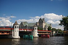 The Oder river in Szczecin Most Dlugi w Szczecinie, 2017.jpg