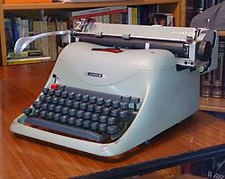 Olivetti lexikon 80.JPG