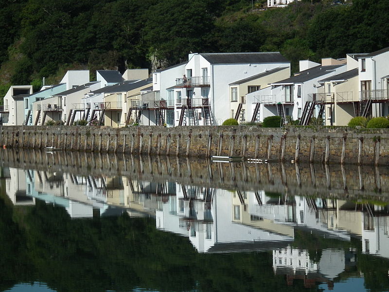 File:PorthmadogLB37.JPG