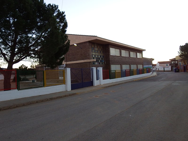 File:Pozohondo, Albacete 16.jpg