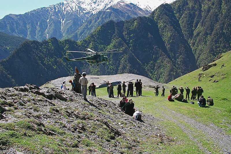 File:RIAN archive 144531 Helicopter brings food to a border guard outpost.jpg