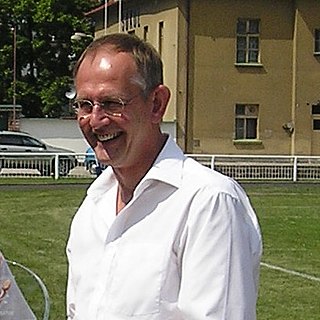 <span class="mw-page-title-main">Richard Lewis (sports administrator)</span>