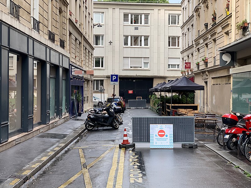 File:Rue Petit Moine - Paris V (FR75) - 2021-07-27 - 3.jpg