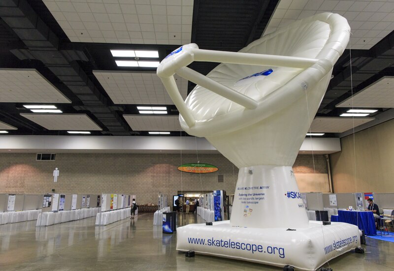 File:SKA inflatable telescope (iauga15-d2-7).tif