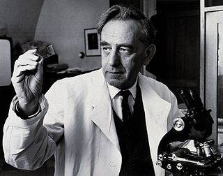 <span class="mw-page-title-main">Saul Adler</span> Israeli microbiologist