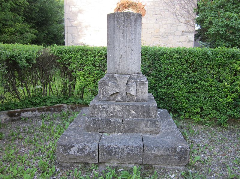 File:Schortau Kriegerdenkmal.JPG