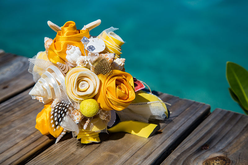 File:Seashell Bouquet.jpg