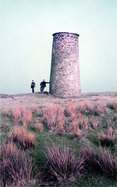 File:Smelt Mill Chimney, Cononley Lead Mine - geograph.org.uk - 830060.jpg