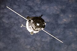 SoyuzTMA-10 Approaches ISS.jpg