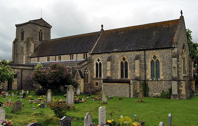File:St Andrew's Church, Chinnor, Oxfordshire 2.jpg