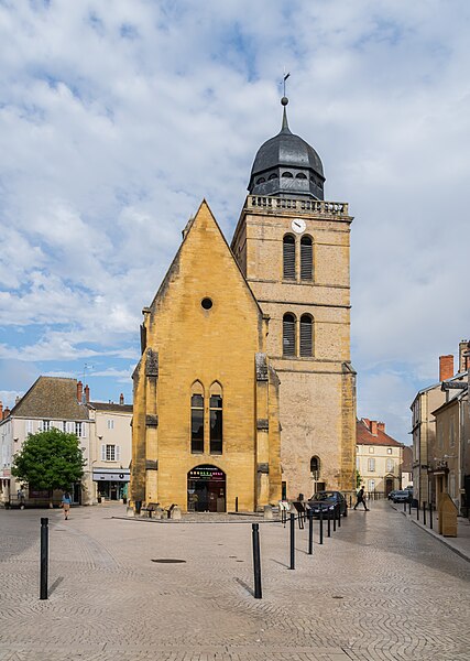 File:St Nicholas church in Paray-le-Monial 02.jpg