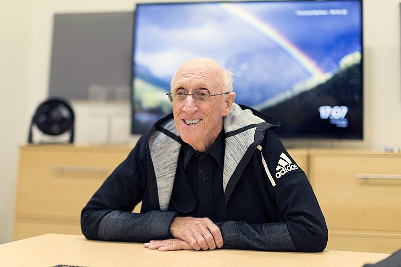 File:Stewart Brand (30836188287).jpg