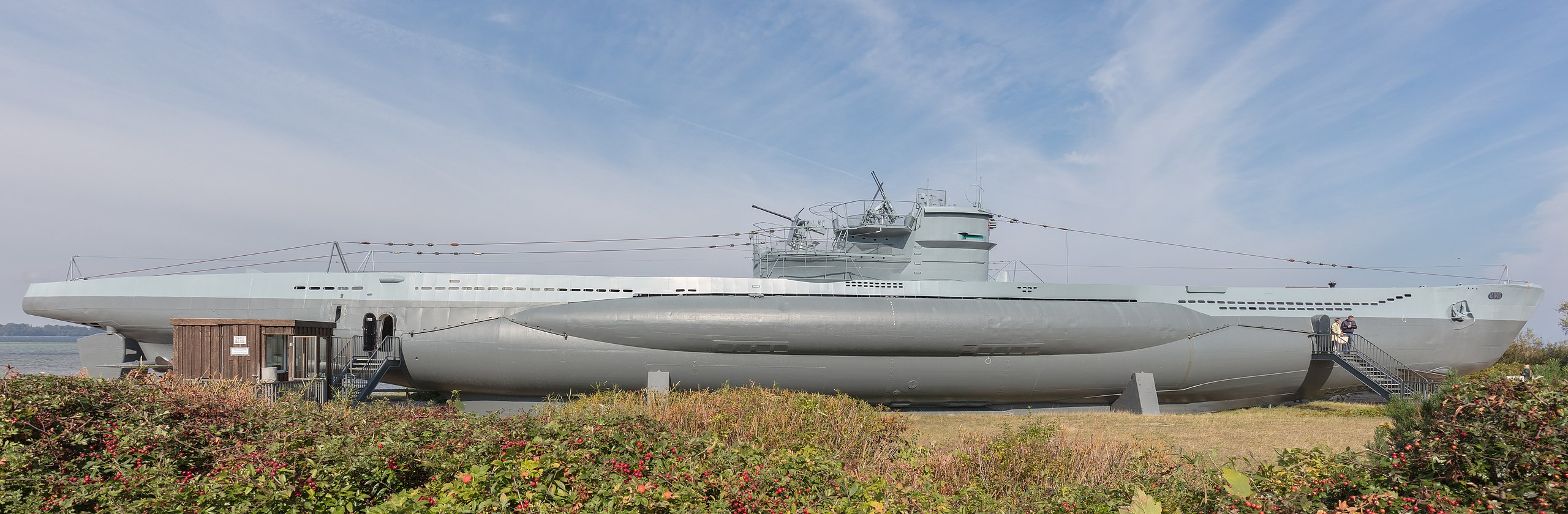 File:Submarino U995, Kiel, Alemania, 2019-09-11, DD 06.jpg