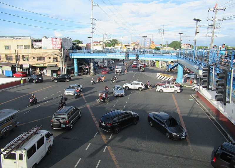 File:Talipapa, Quezon City Mindanao Avenue Quirino Highway 25.jpg