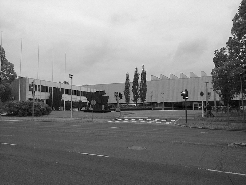 File:Tampere University Main Building.jpg