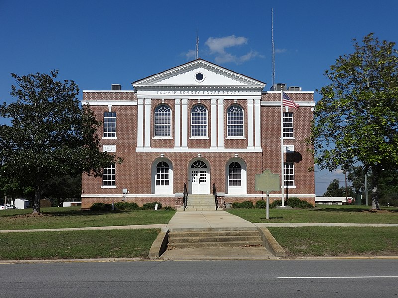 File:Telfair County Courthouse.JPG