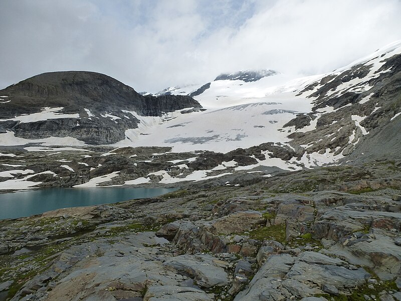 File:Termignon Lac et glacier de l'Arpont.jpg