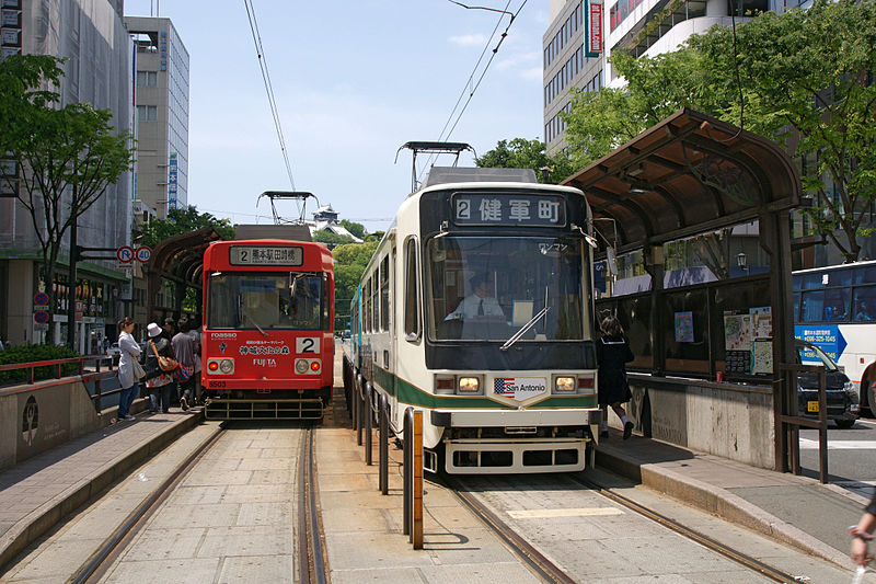 File:Tori-cho-suji sta Kumamoto01n4272.jpg