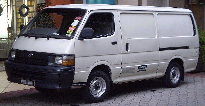 Fichier:Toyota Hiace (fourth generation) (front), Kuala Lumpur.jpg