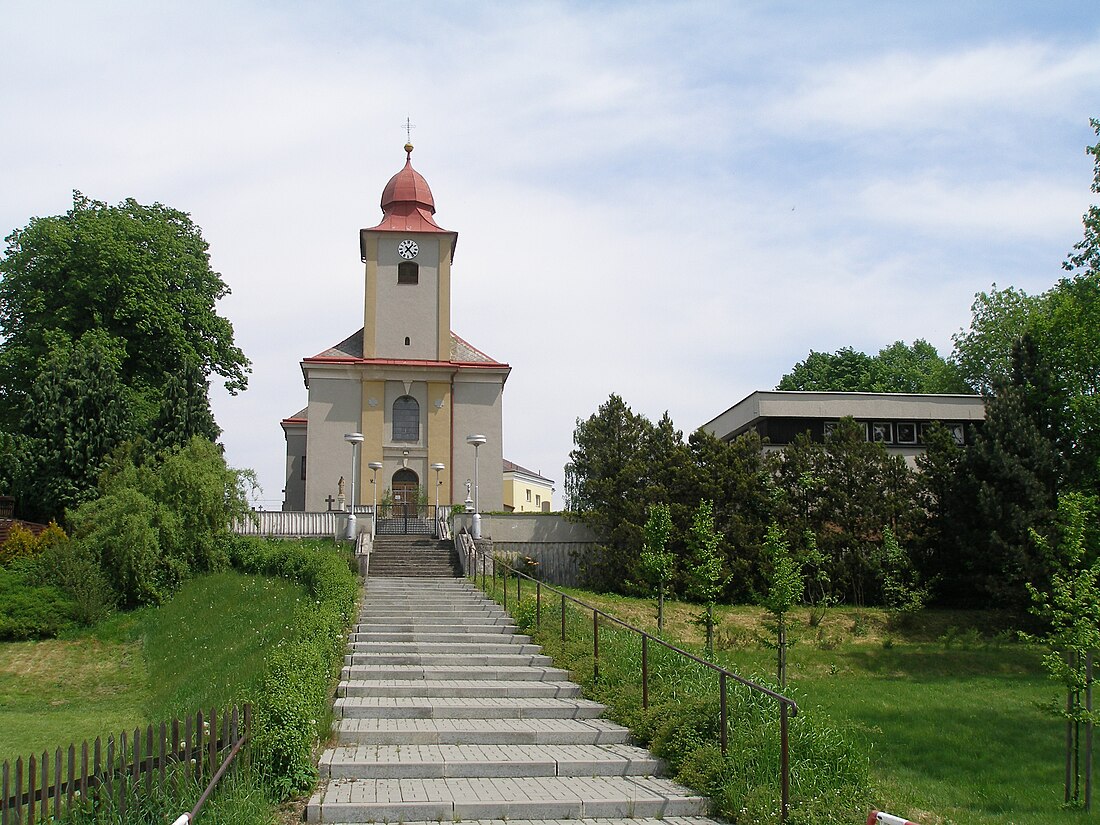 File:Vetrkovice-2008-05-26-Kostel.JPG