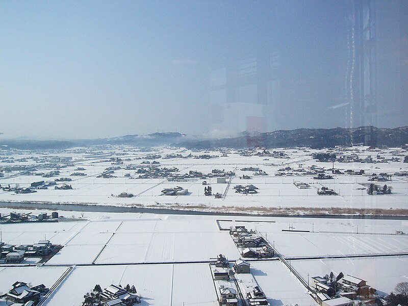 ファイル:WINTER-VIEW from CLOSSLAND-TOWER.JPG