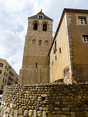 Rooster Tower of San Isidoro byla postavena ve 12. století