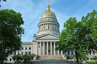 <span class="mw-page-title-main">West Virginia State Capitol</span> State capitol building of the U.S. state of West Virginia