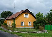 Čeština: Dům čp. 4 v Zadním Chlumu v okresu Příbram, Středočeský kraj. English: House No 4 in Zadní Chlum, a village in Příbram District, Central Bohemian Region, Czech Republic.