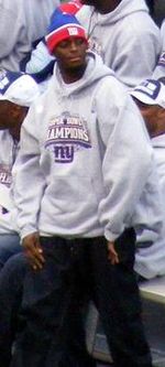 Burress at the Giants' Super Bowl champions parade in NYC !Plax0.JPG