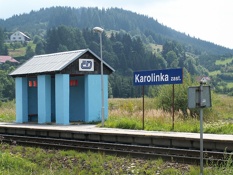 File:ČD Karolinka zastávka.JPG