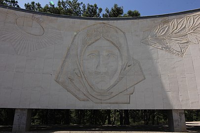 Ялта. Мемориальный комплекс в честь героев гражданской и Великой Отечественной войн.2.jpg
