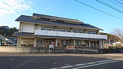 南日向駅・南日向コミュニティーセンター・岩脇支所