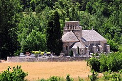 Kostel Notre-Dame-des-Champs de Mostuéjouls (23. června 2015)