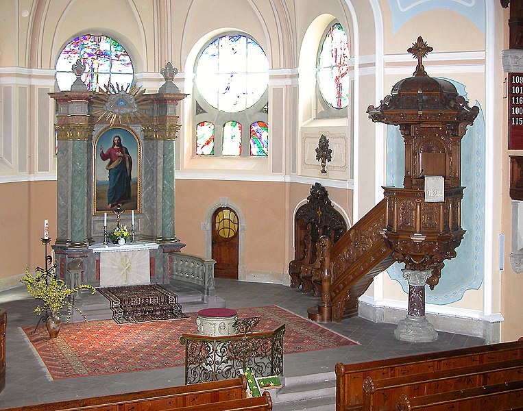 File:20050331084DR Dresden-Plauen Auferstehungskirche Altar.jpg