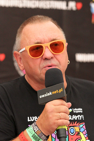 File:2013 Woodstock 007 Jerzy Owsiak.jpg