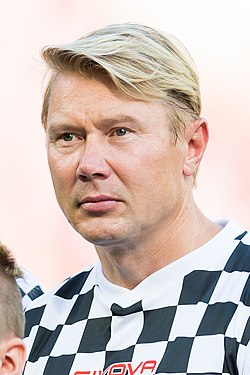 Mika Häkkinen vuonna 2016.