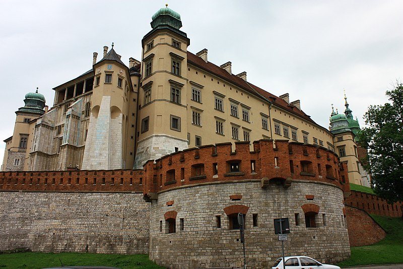 File:616300 Kraków zamek królewski 02.JPG