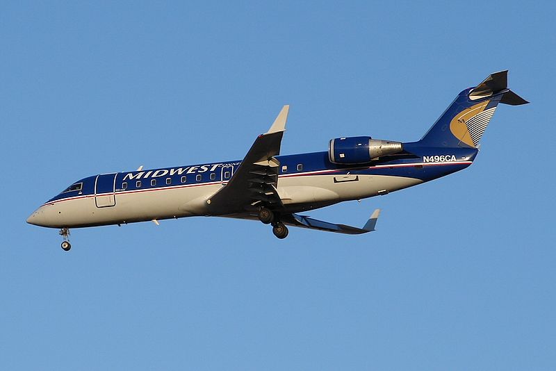 File:Ahh the CRJ in Midwest colors... (3323771942).jpg